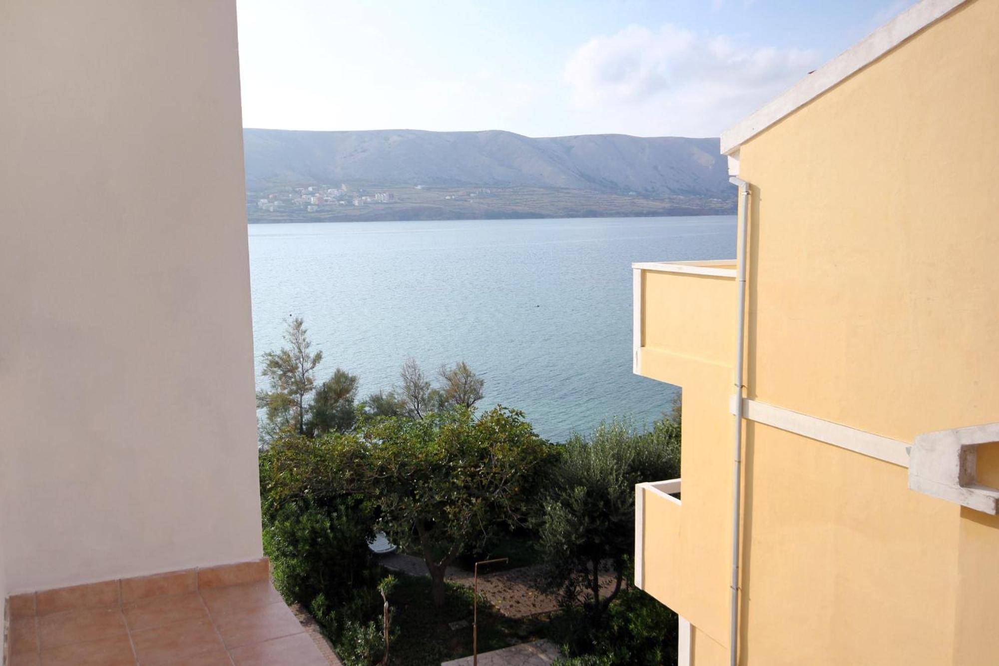 Apartments And Rooms By The Sea Pag - 3152 Pag Town Kültér fotó