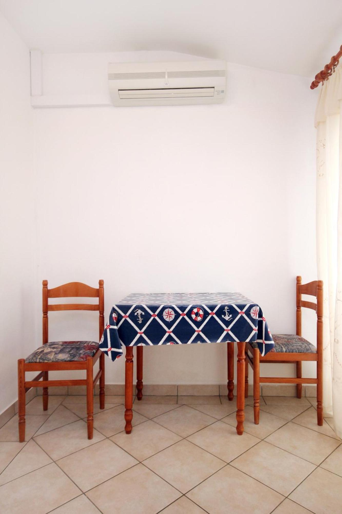 Apartments And Rooms By The Sea Pag - 3152 Pag Town Kültér fotó
